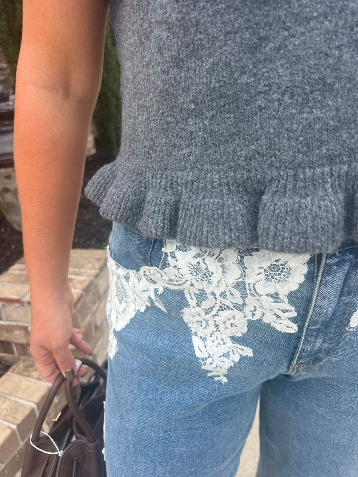Smokebush Ruffle Hem Short Sleeve Sweater