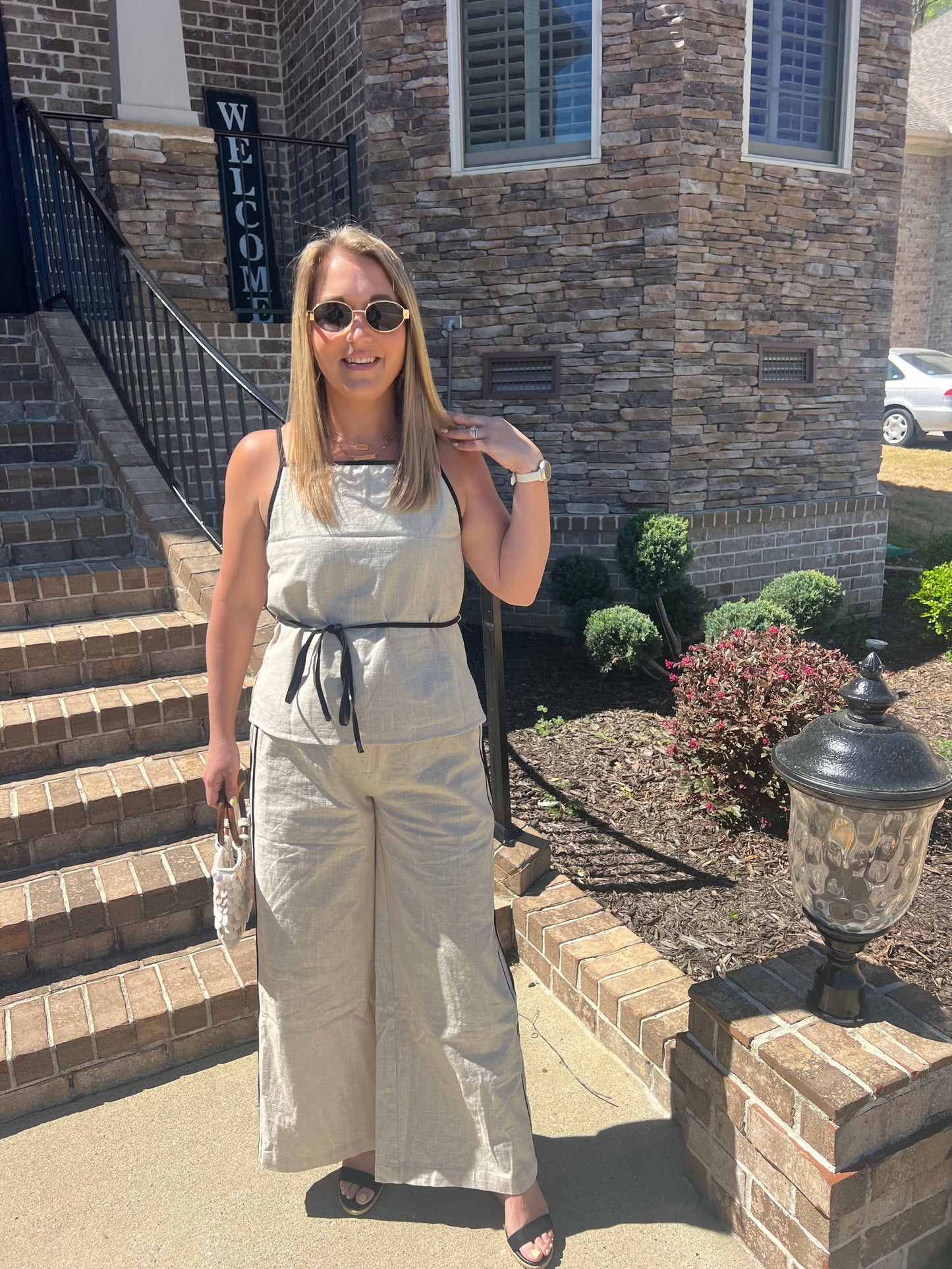 Zinnia Linen Contrast Piping Tank and Pants Set