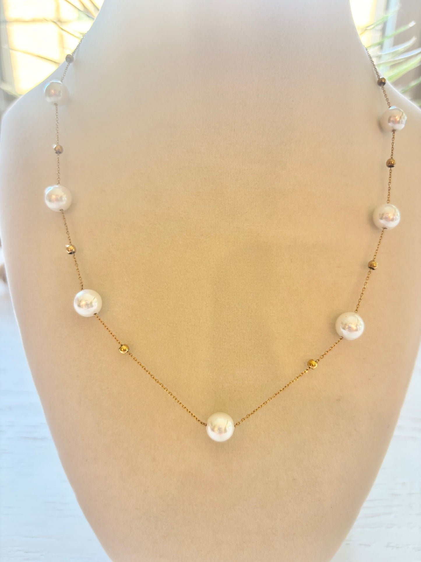 Pearl dainty chain necklace