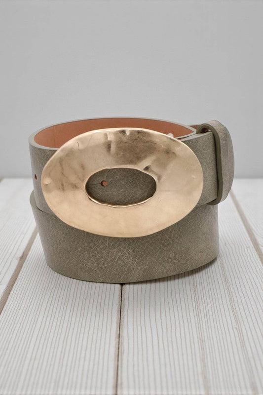 Hammered Metal Oval Buckle Faux Leather Belt