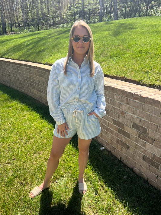 Lupine Linen Cropped Shirt and Shorts Sets