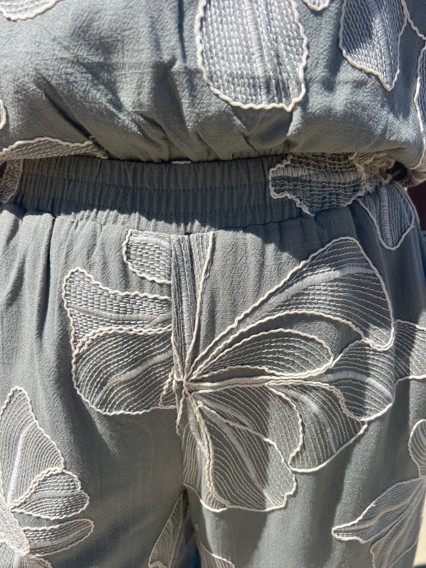 Anthurium Embroidered Bubble Top and Crop Pants Set