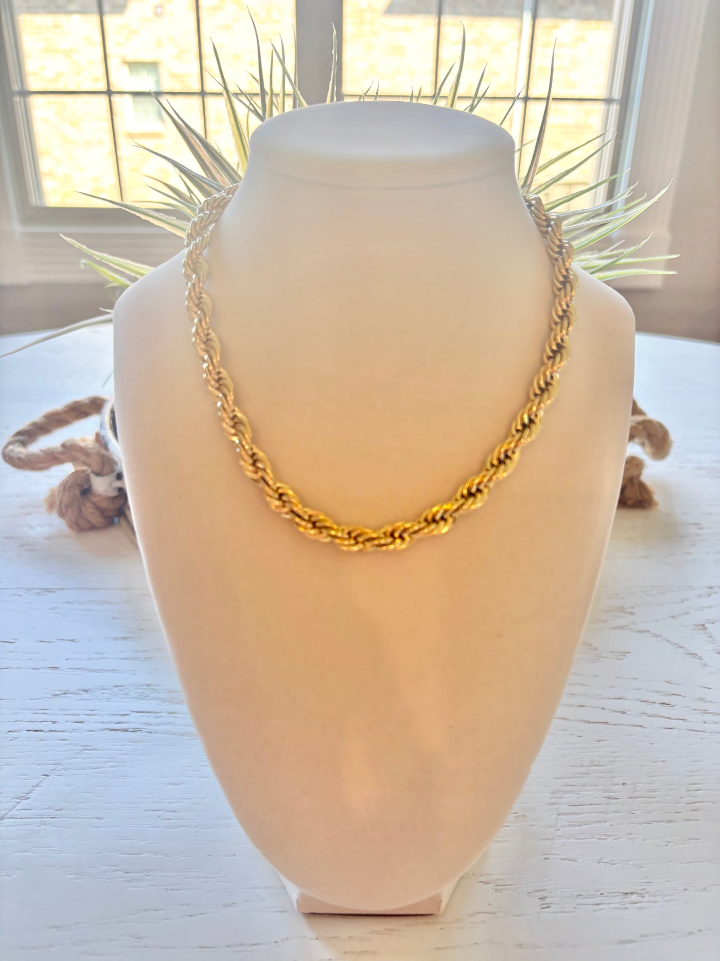 Rope chain necklace