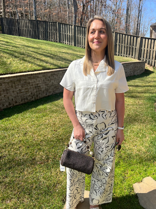 Shasta Daisy Button Front Short Sleeve Blouse