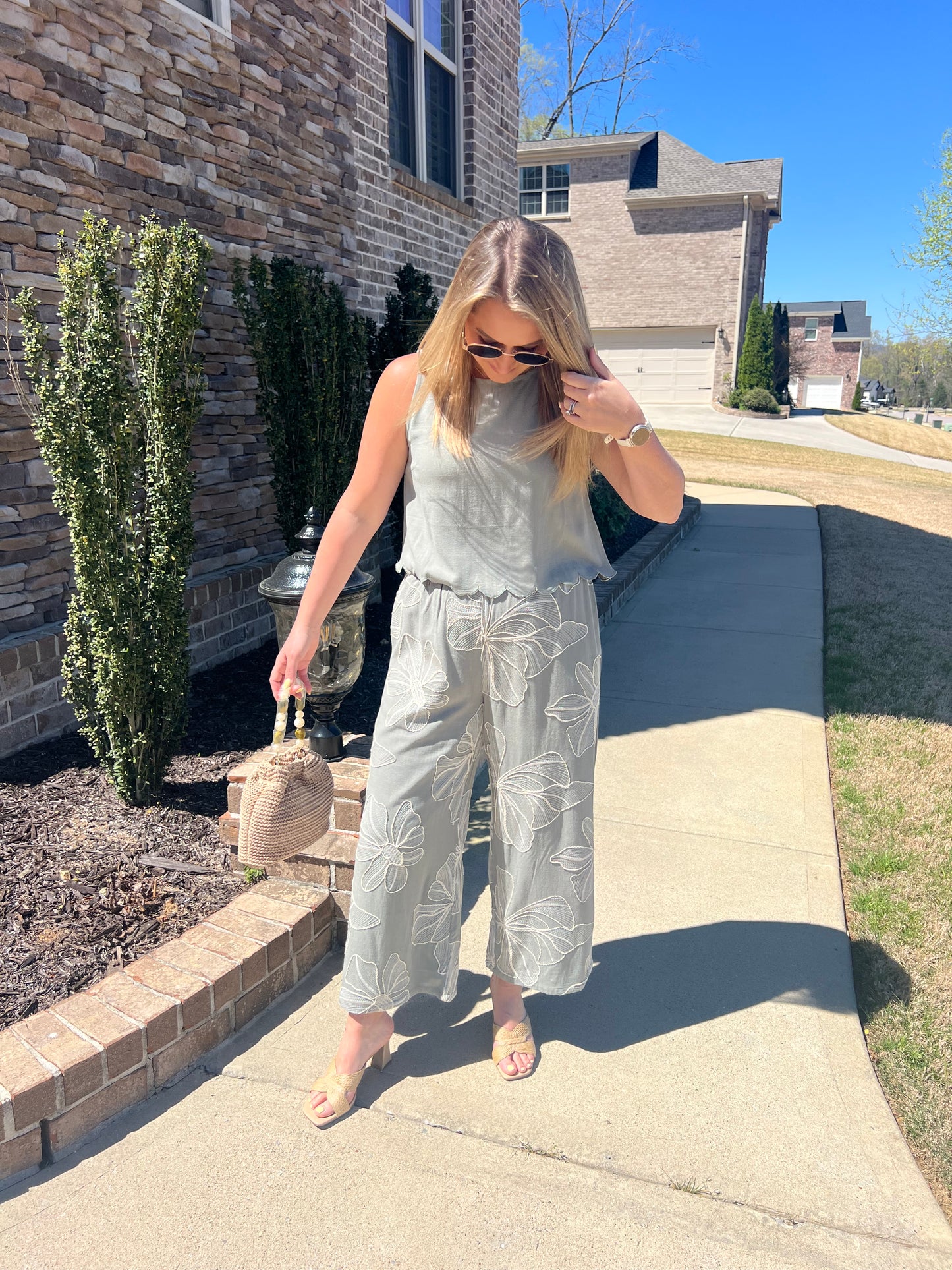 Fern Linen Blend Scallop Edge Tank