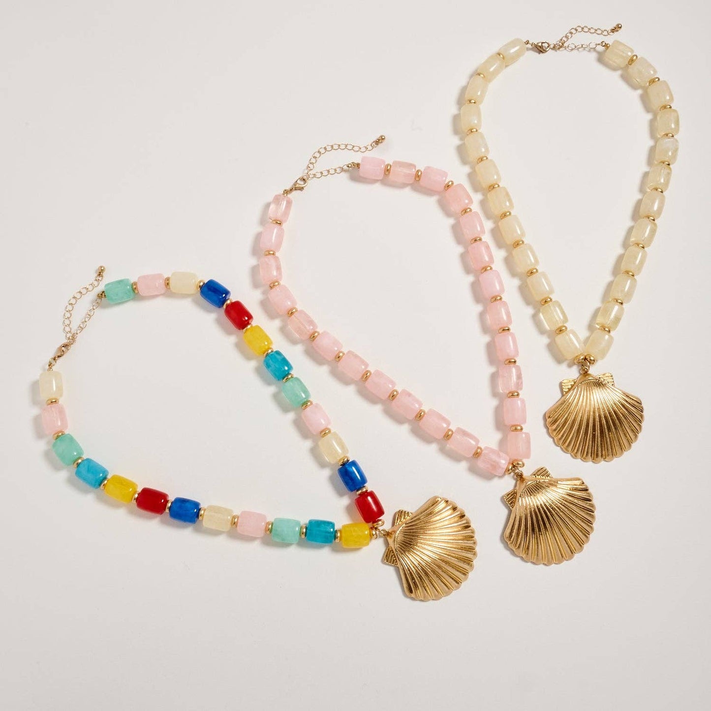 Gold Seashell Pendant Beaded Necklace